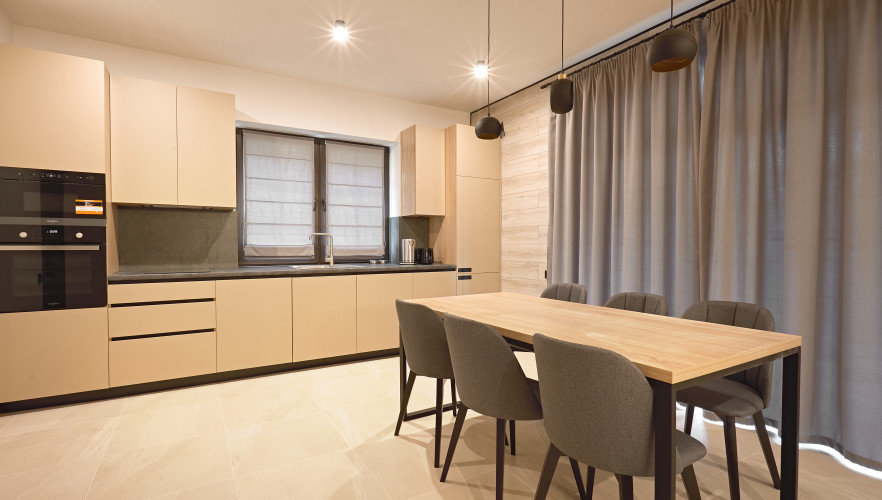 Three bedrooms house