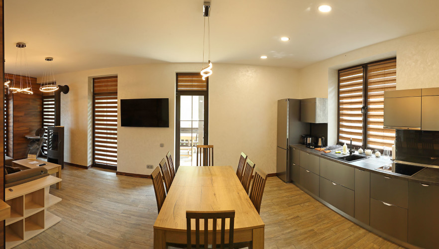 Будинок з чотирма спальнями