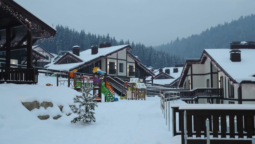 Будинок з чотирма спальнями